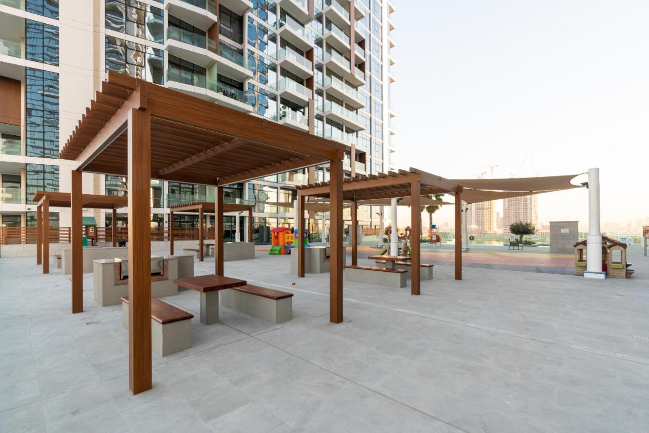 Ultimate Stay / 3 Beds / Gorgeous Frame And Park View / 250M From Metro / 1 Stop From World Trade Center Dubai Luaran gambar